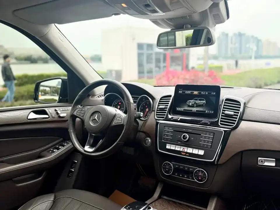 Mercedes-Benz GLS