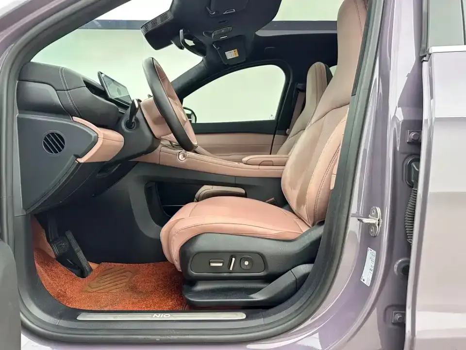 Nio EC6