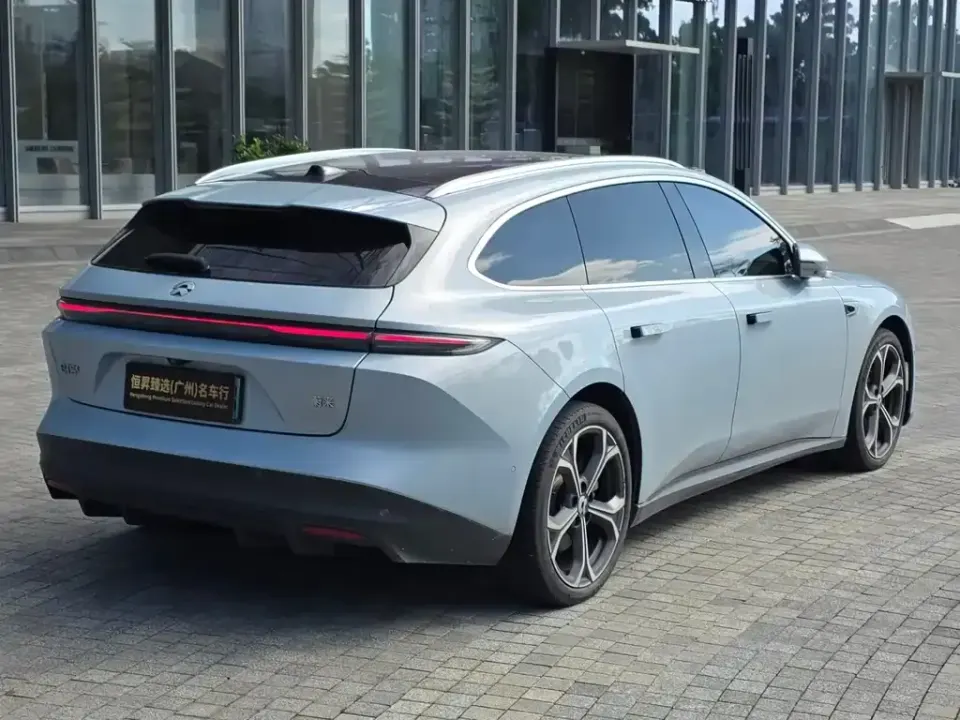 Nio ET5T