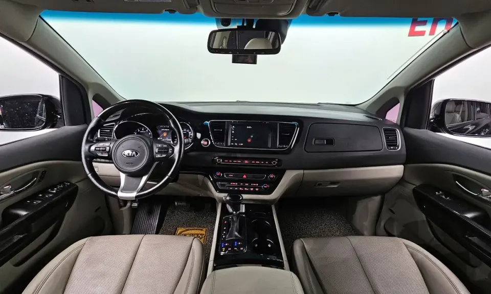 Kia Canival