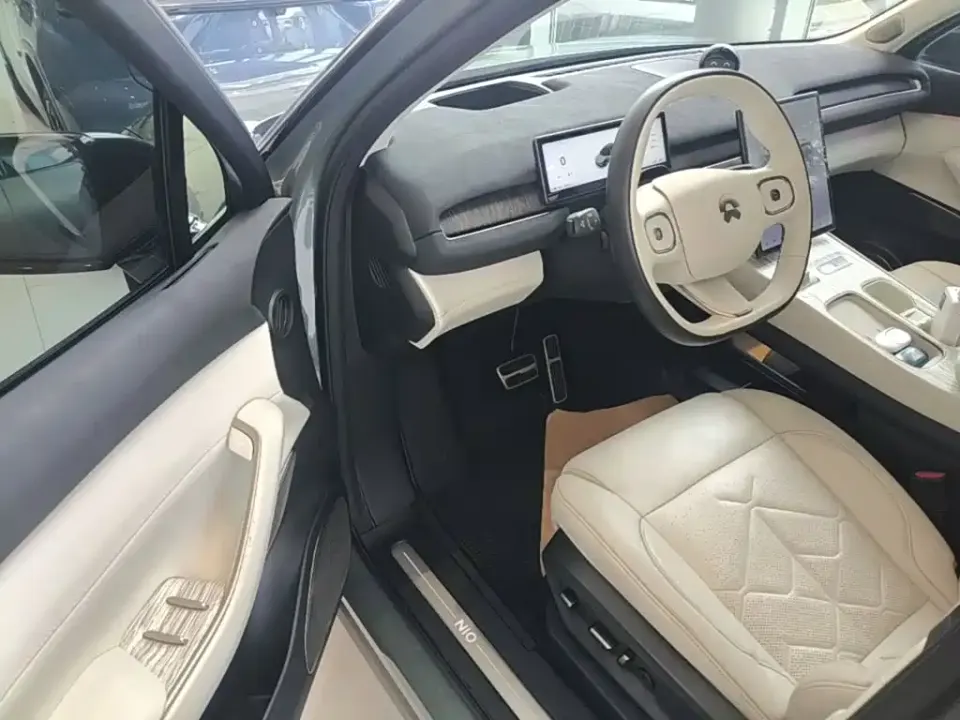 Nio ES7