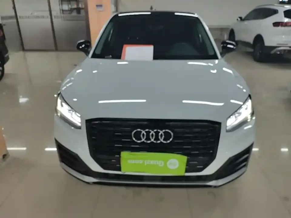 Audi Q2L