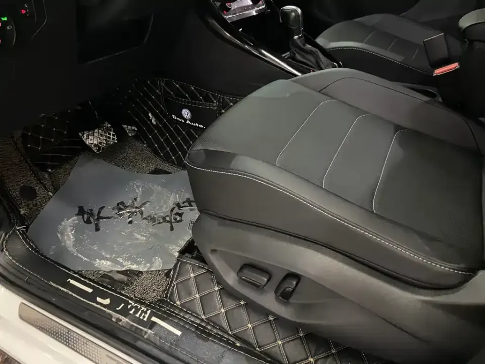 Jetta VS5