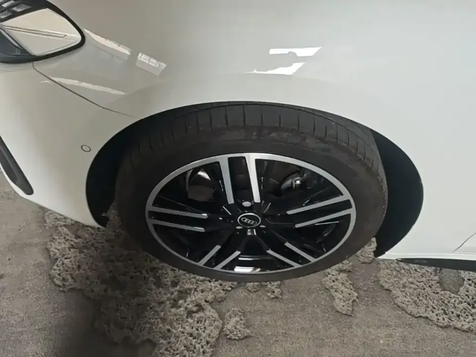 Audi A5L
