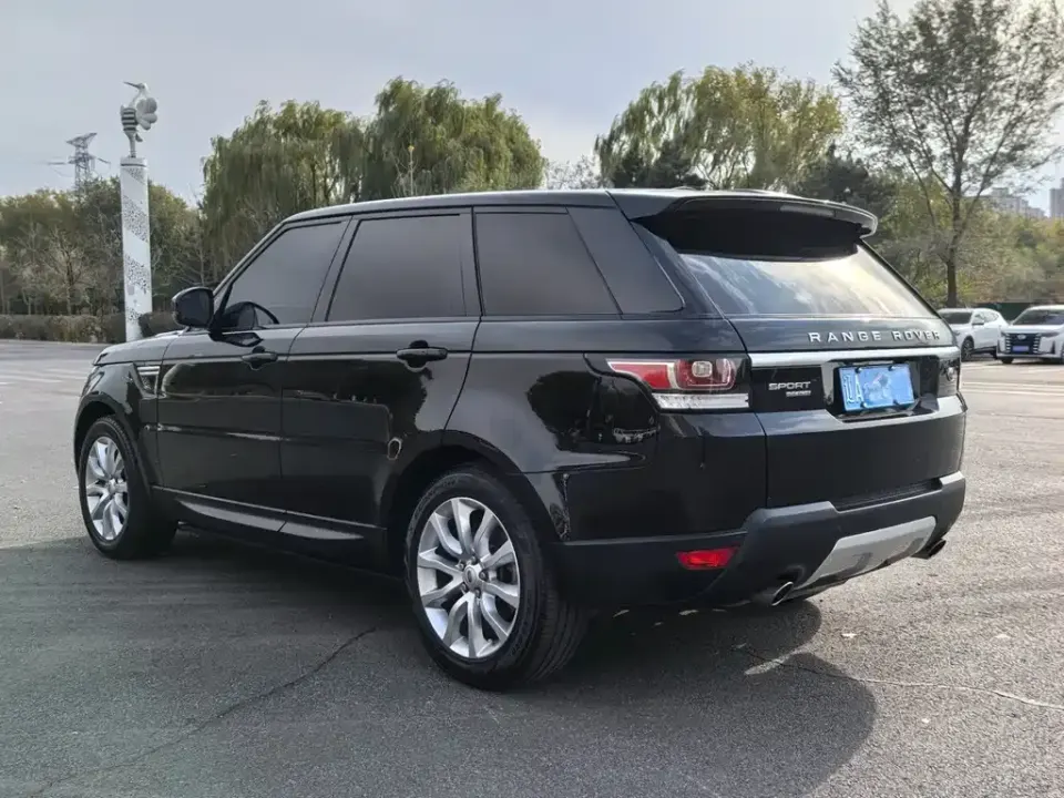 Land Rover Sport