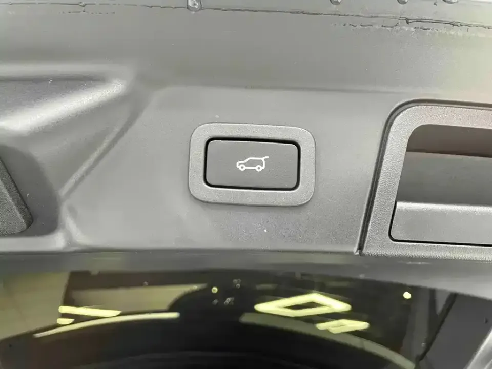 Land Rover Velar