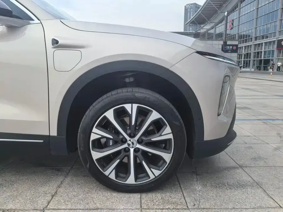 Nio EC7