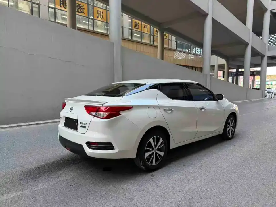 Nissan Bluebird