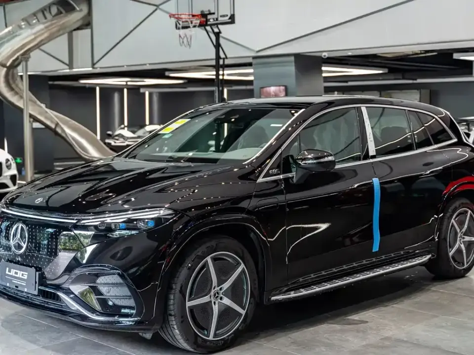 Mercedes-Benz EQS SUV