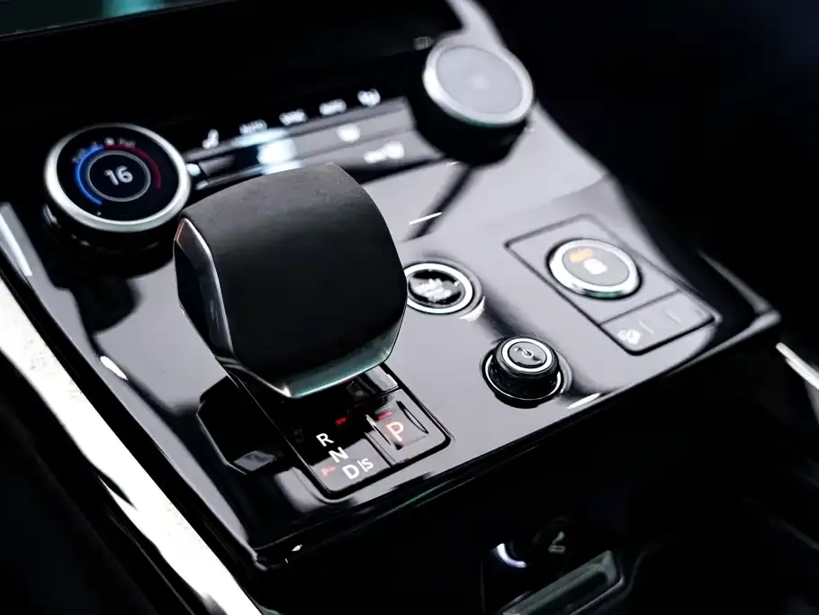 Land Rover Sport