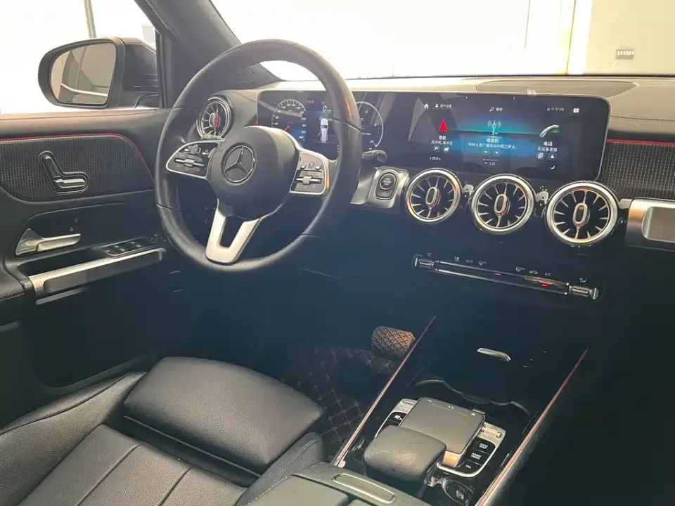 Mercedes-Benz GLB