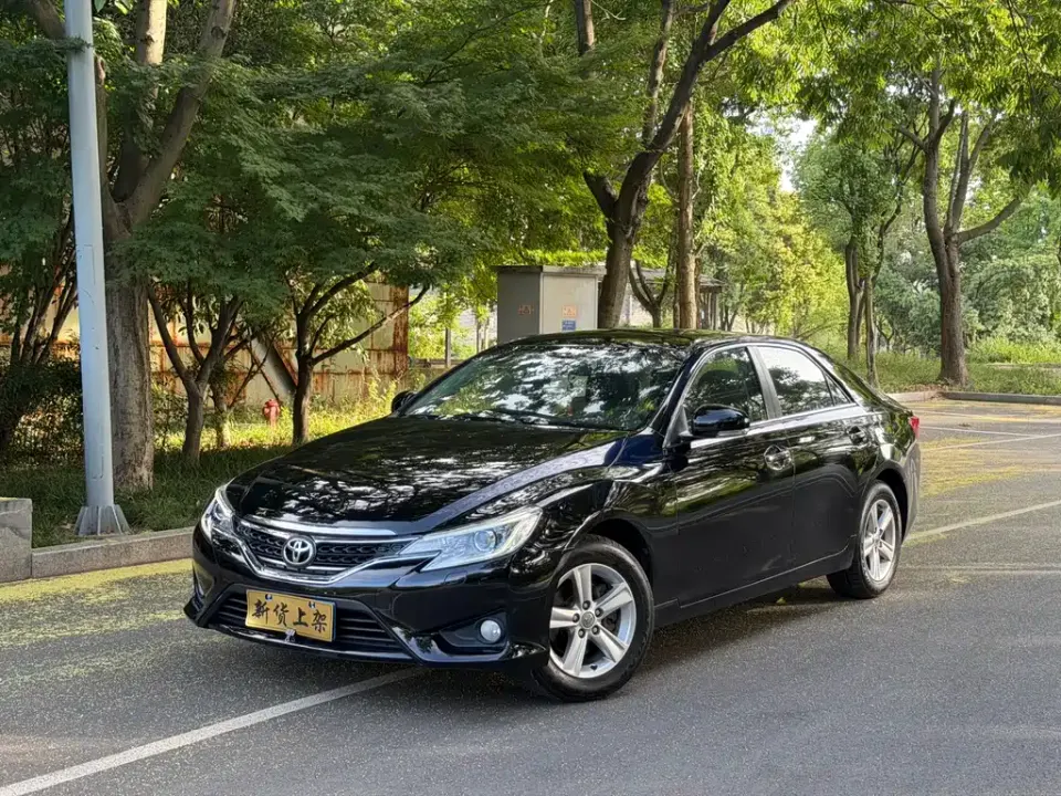 Toyota Reiz