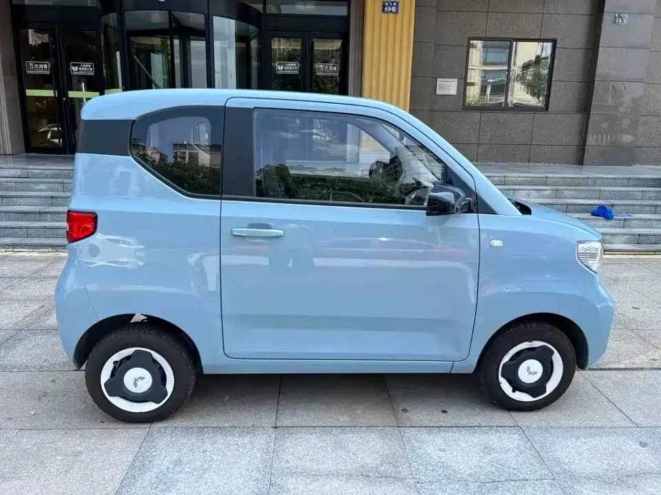 Wuling MINIEV