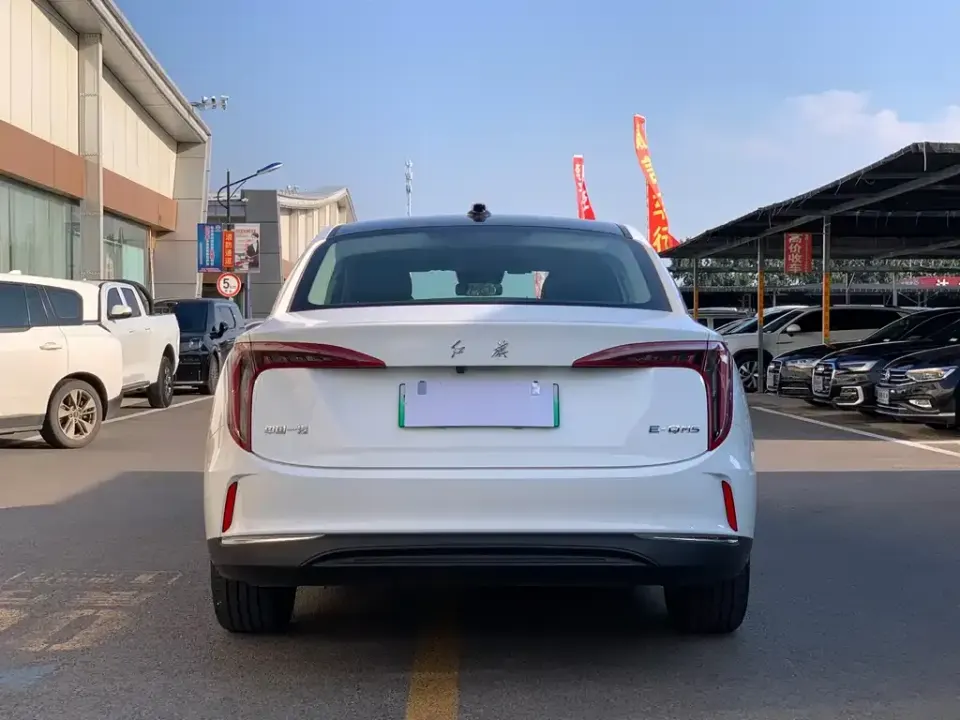 Hongqi Hongqi E-QM5