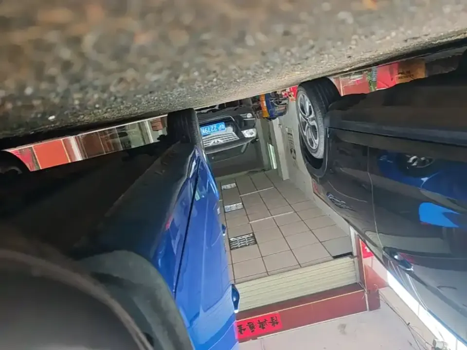 Geely Vision