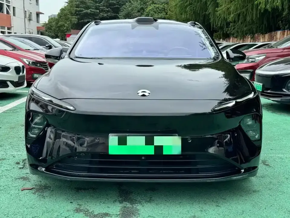 Nio ET7