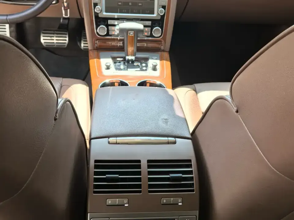 Volkswagen Phaeton