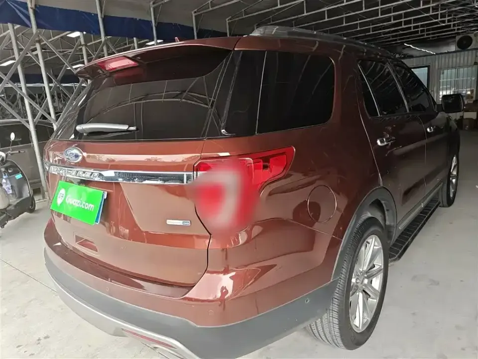Ford Explorer (Import)