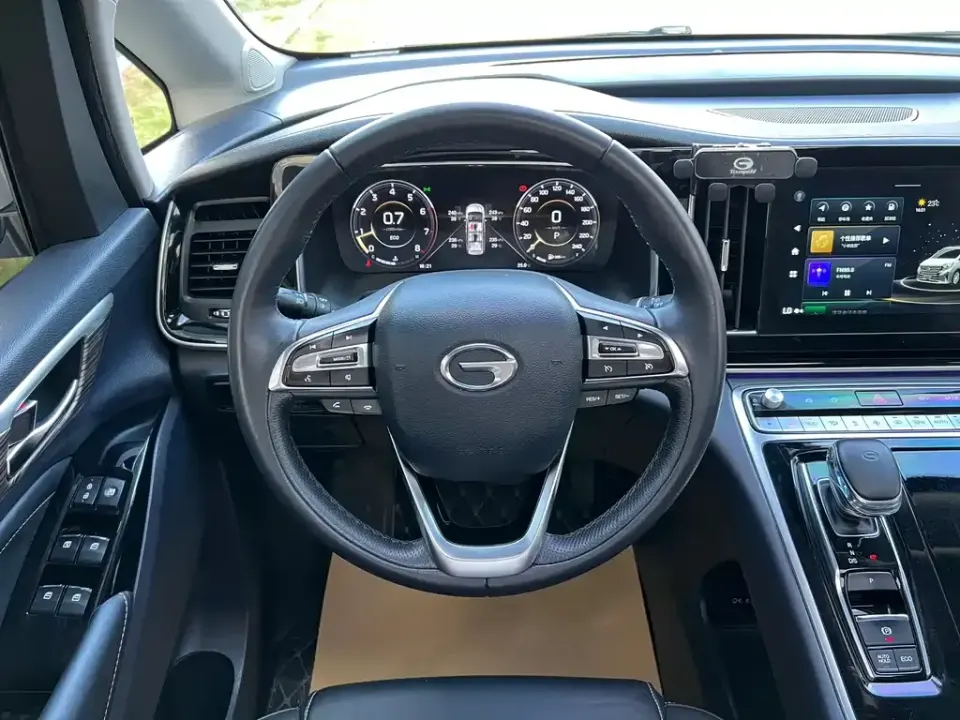 GAC Trumpchi M8