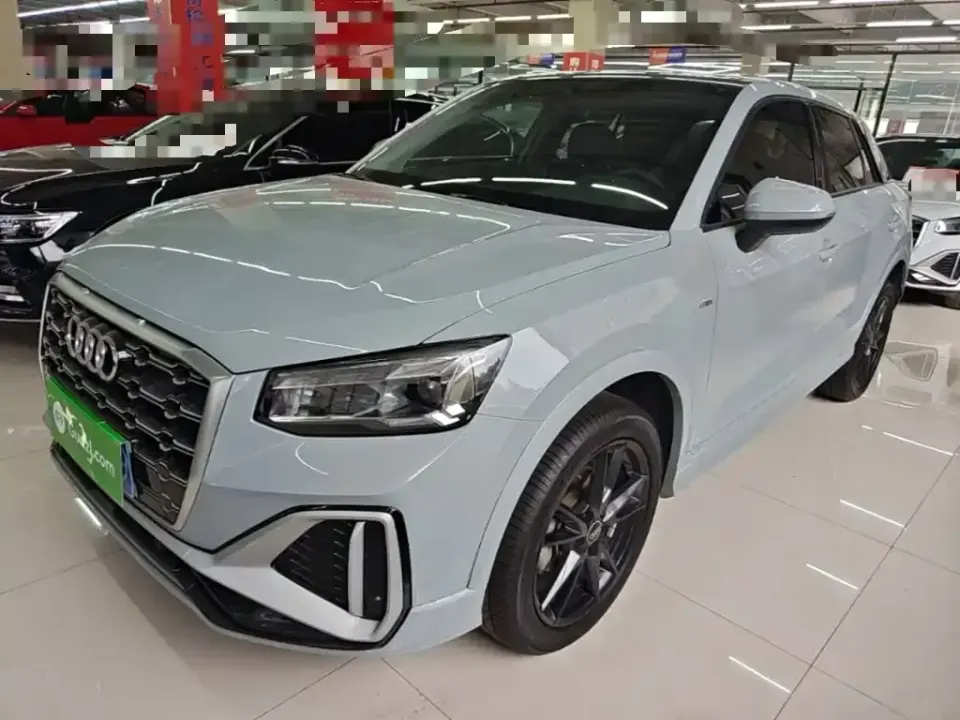 Audi Q2L