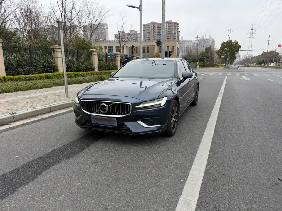 Volvo S60