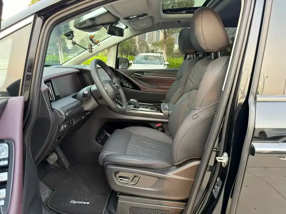 GAC Trumpchi M8