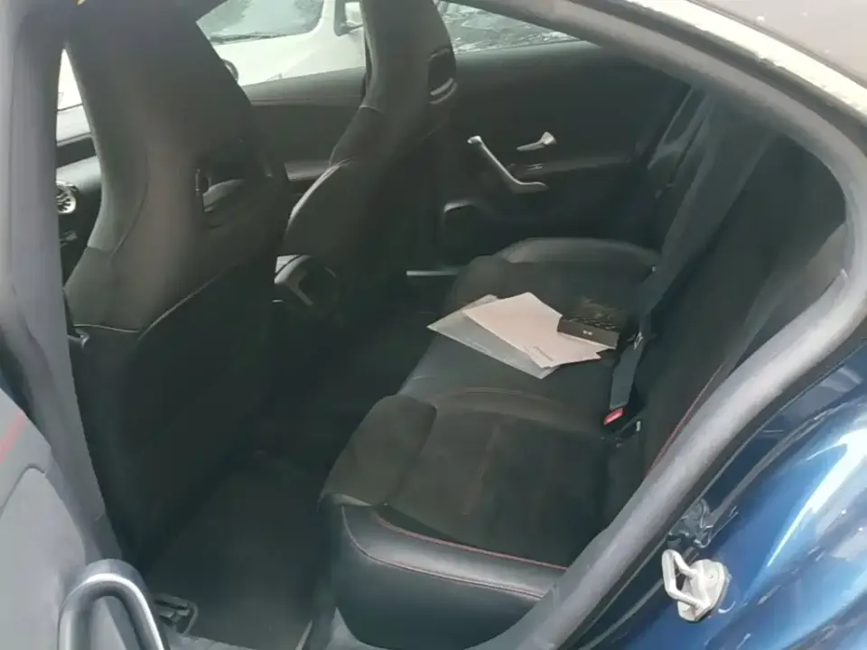 Mercedes-Benz CLA (Import)