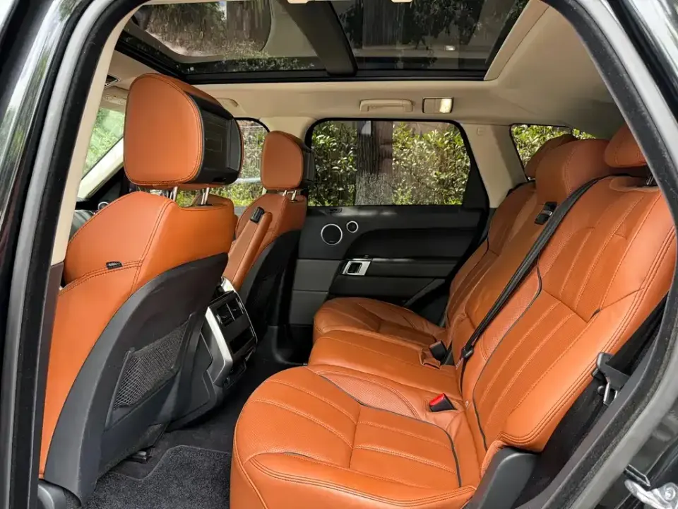 Land Rover Sport