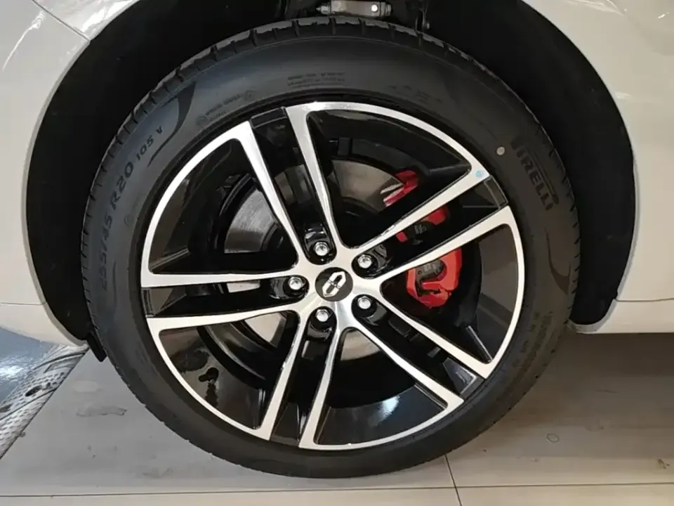 AITO AITO M5