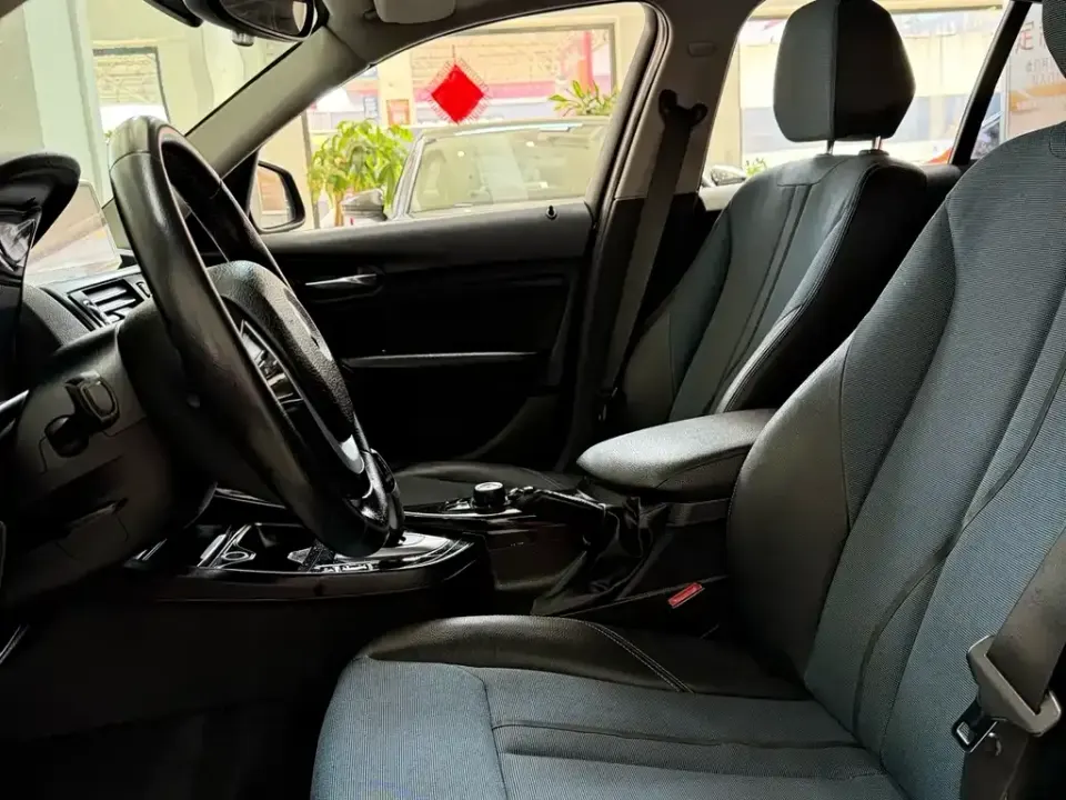 BMW 1 Series (Import)