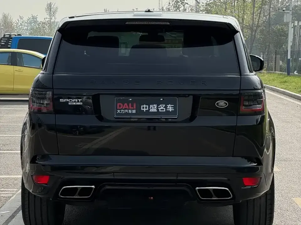 Land Rover Sport
