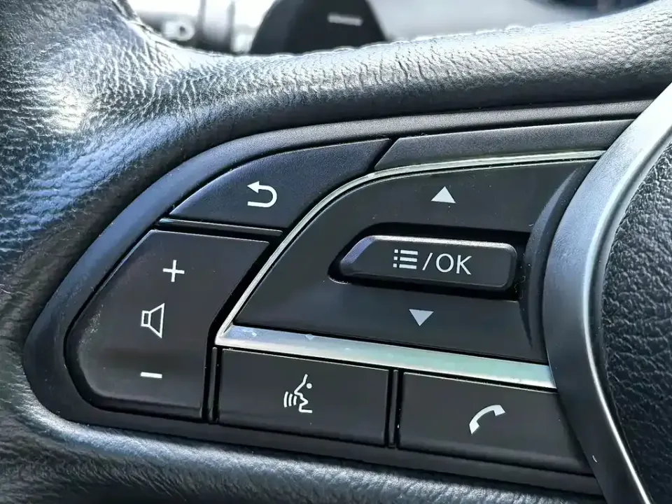 Infiniti Q50L