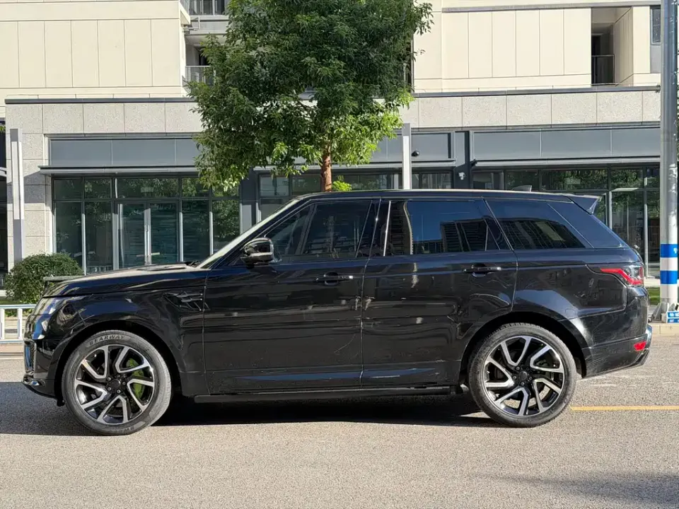Land Rover Sport