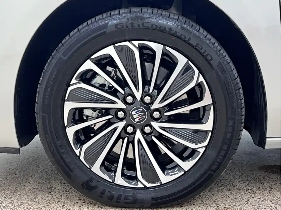 Buick GL8 Hybrid