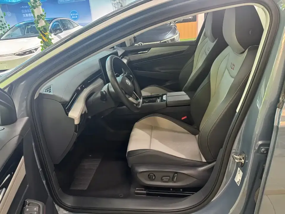 Volkswagen ID.7 VIZZION