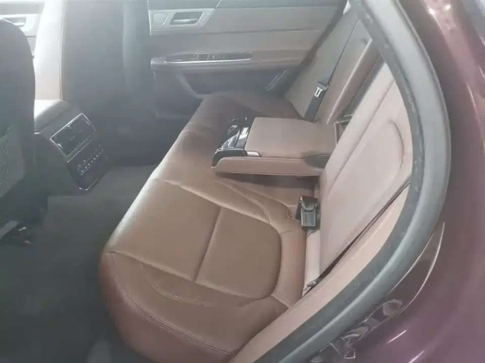 Jaguar XFL