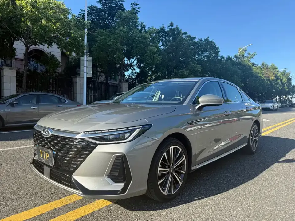 Chery Arrizo 8