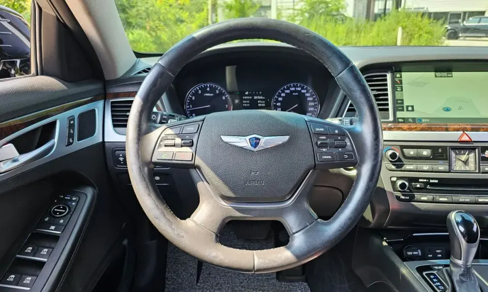 Hyundai Genesis