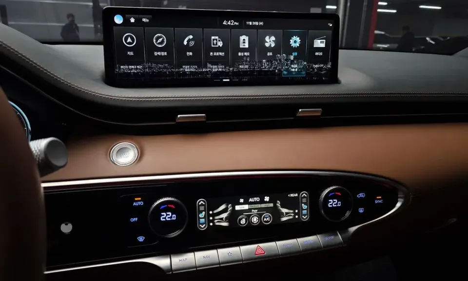 Genesis GV70