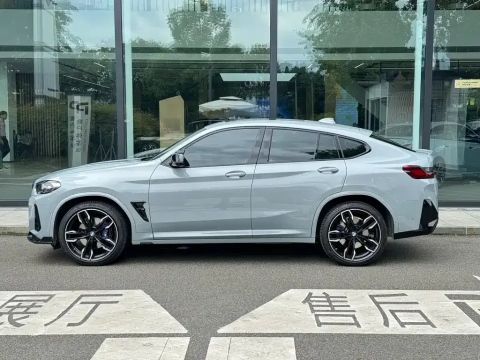BMW X4 M40i