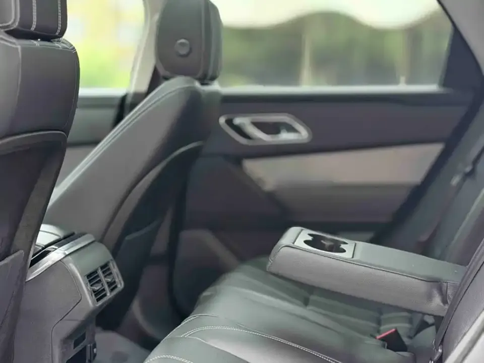 Land Rover Velar
