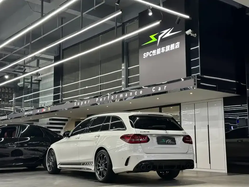 Mercedes-Benz C-Class AMG