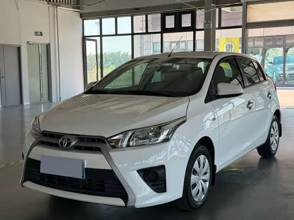 Toyota Yaris L