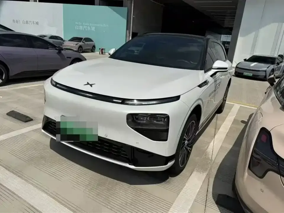 Xpeng G9