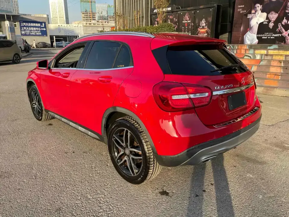 Mercedes-Benz GLA
