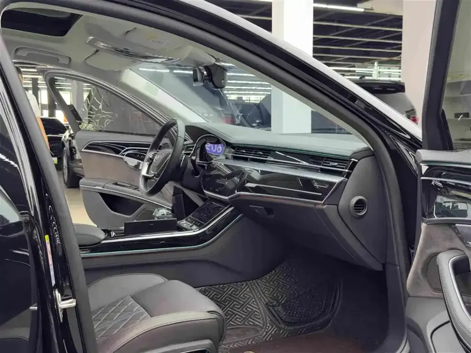 Audi A8 New Energy