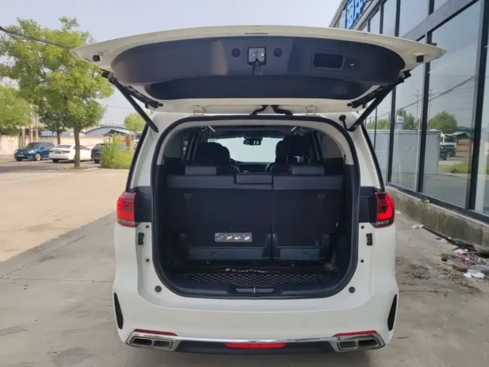 GAC Trumpchi M8