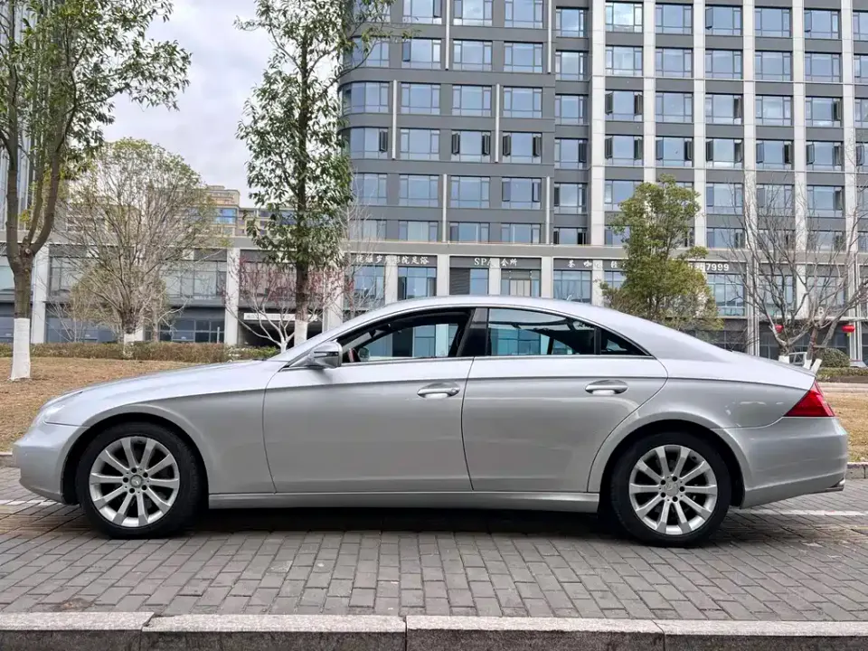 Mercedes-Benz CLS