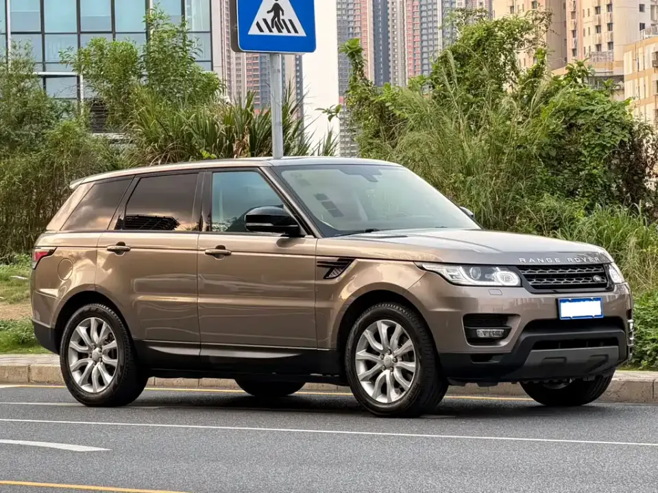 Land Rover Sport
