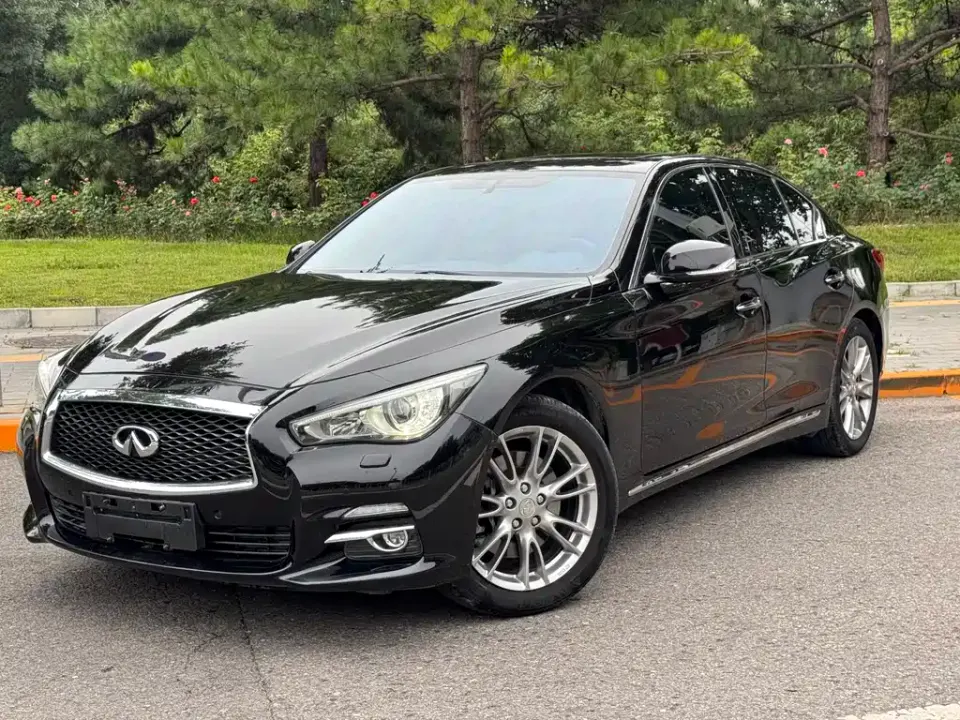 Infiniti Q50L